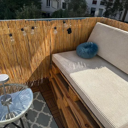 Apartamento Ruhiges Mit Balkon, Charmantes Viertel Zentral Gelegen